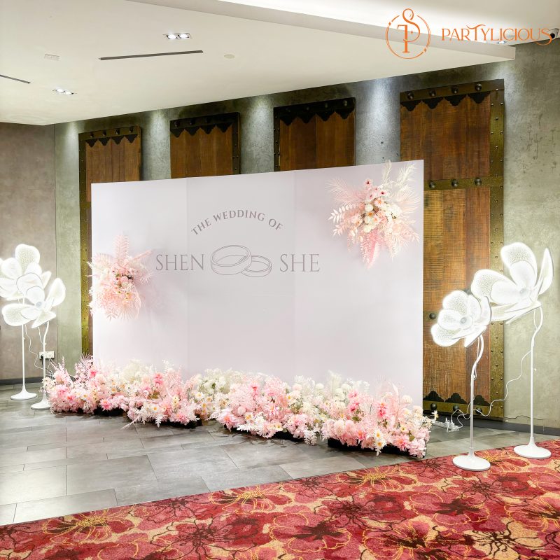 Mon Chéri Wedding Backdrop Decoration